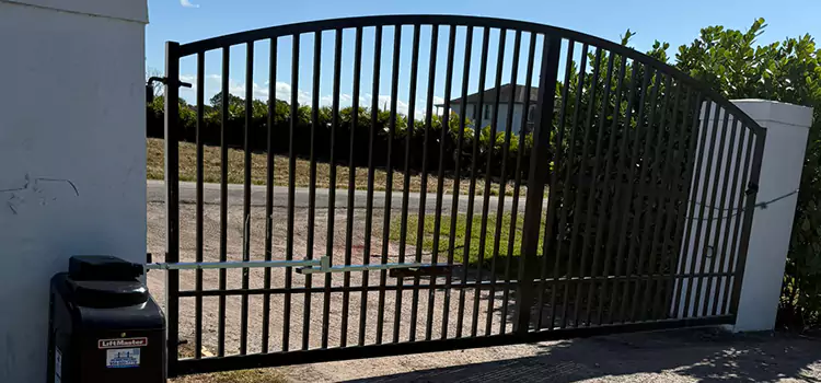 Driveway Fence Repair Bloomington
